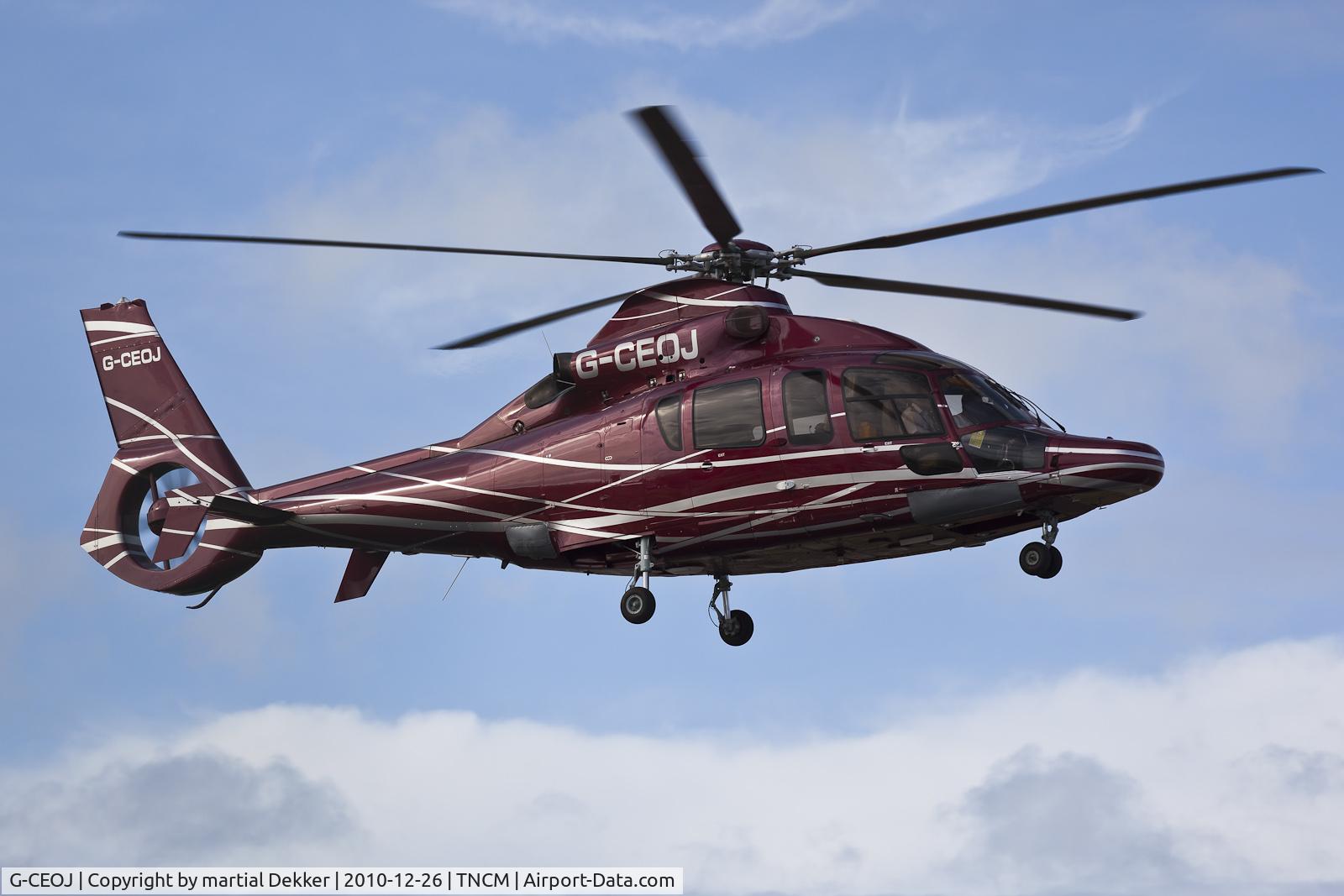 G-CEOJ, 2000 Eurocopter EC-155B C/N 6575, landing to sxm
