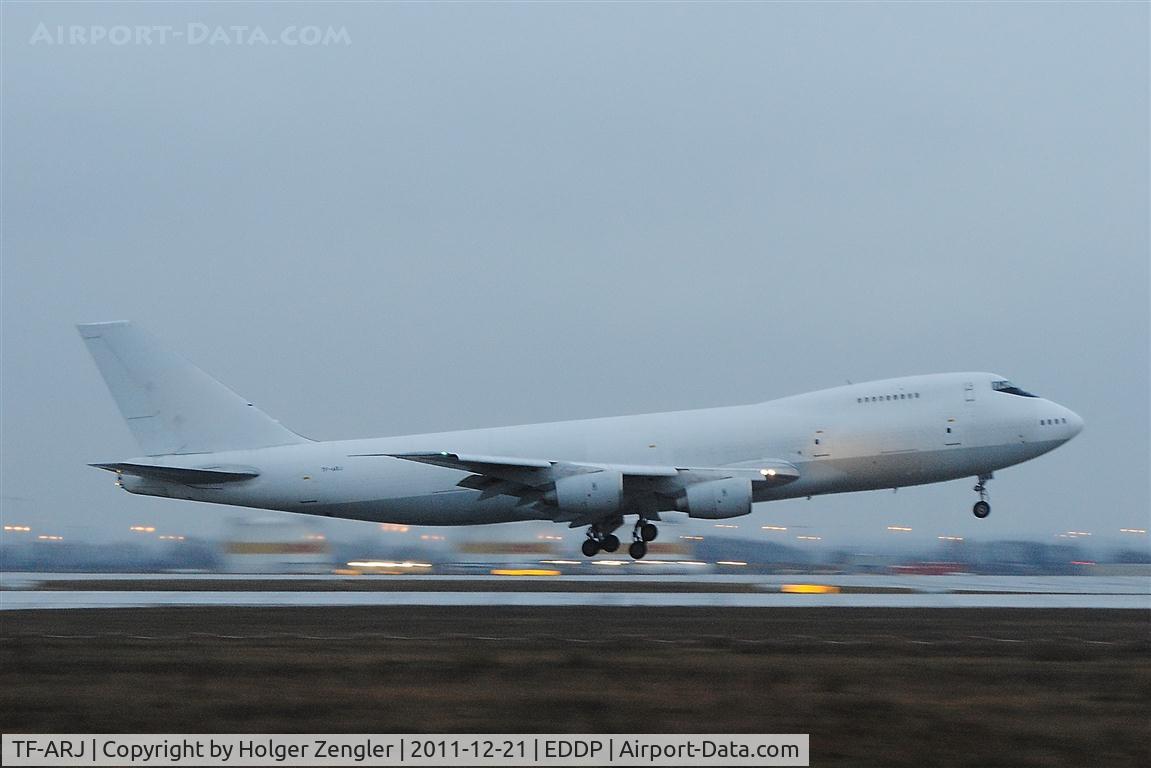 TF-ARJ, 1987 Boeing 747-236SF C/N 23735, Final on rwy 26L in very last daylight.