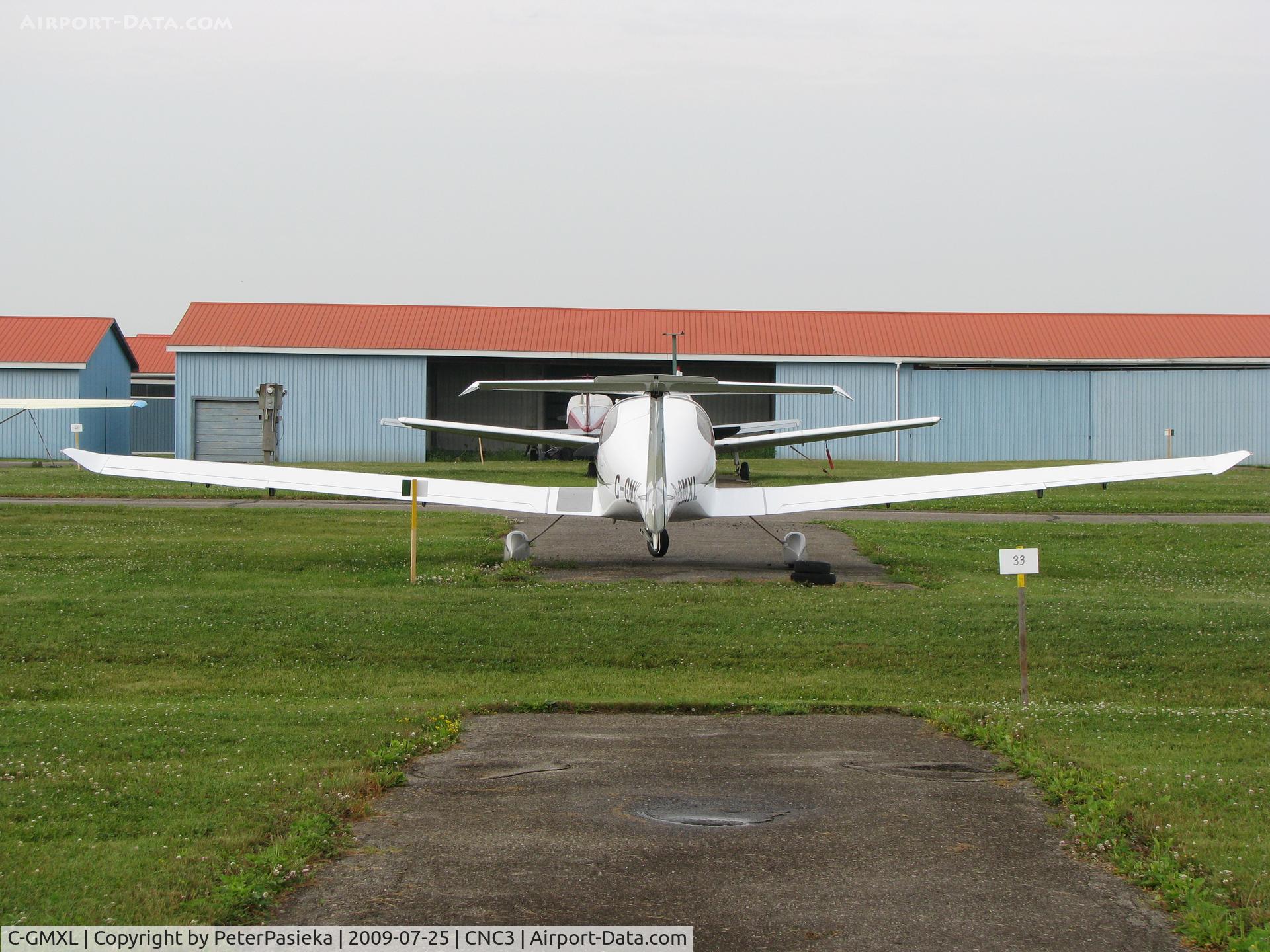 C-GMXL, 2007 Diamond DA-40 Diamond Star C/N 40.800, @ Brampton Airport