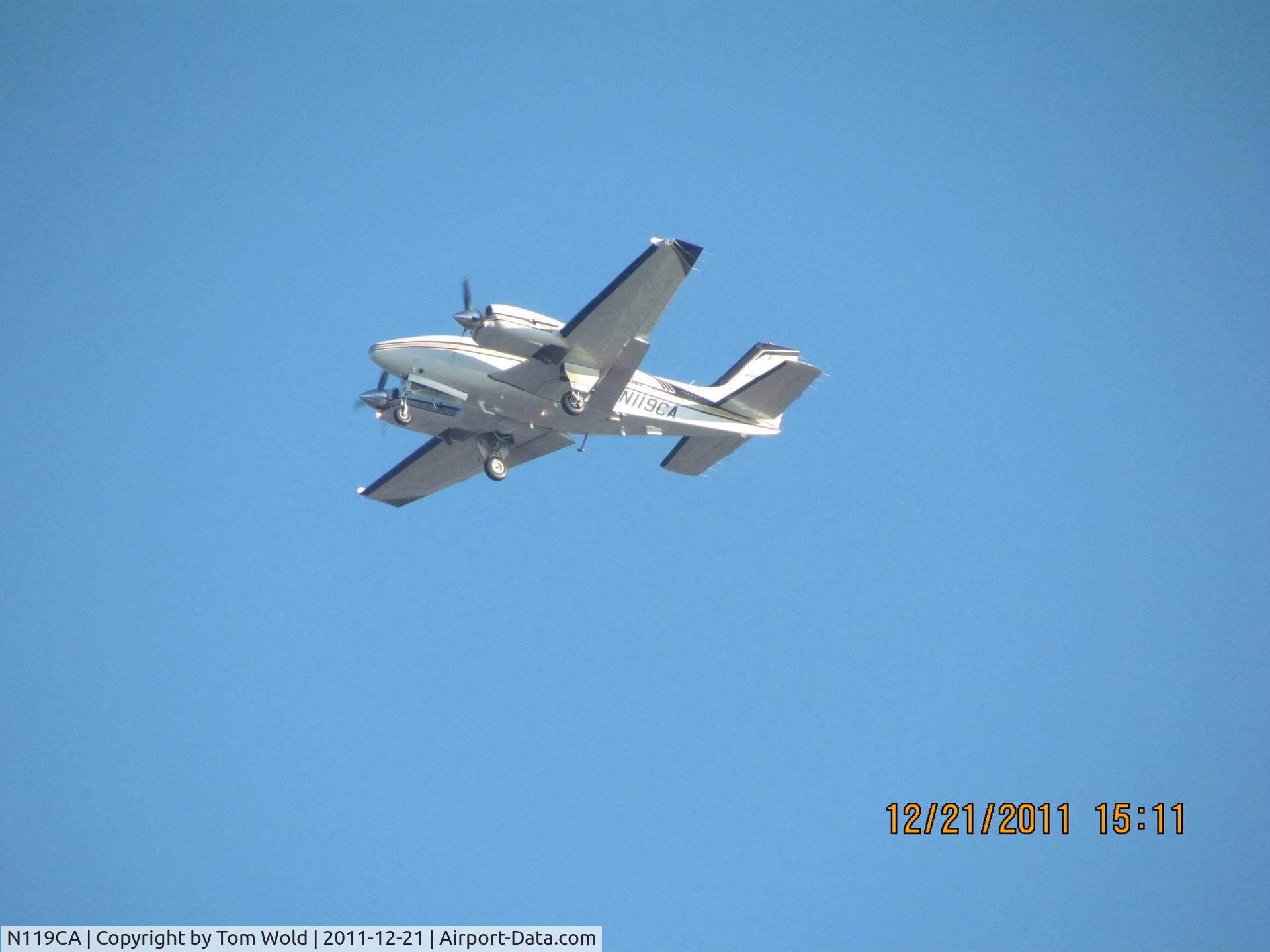 N119CA, 1981 Beech 58P Baron C/N TJ-389, Tookj this photo of N119CA flying over the arden arcade area in Sacramento Ca.