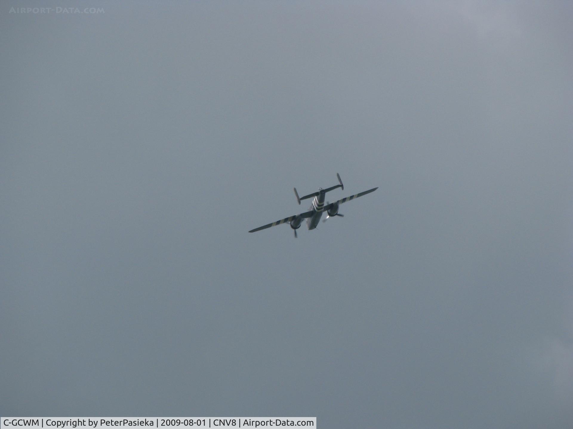 C-GCWM, 1945 North American B-25J Mitchell Mitchell C/N 108-47734, @ Edenvale Fly-in