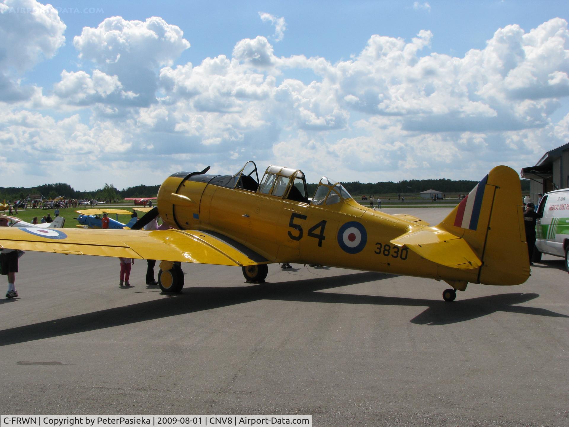 C-FRWN, 1942 Noorduyn AT-16 Harvard II C/N 81-4097, Edenvale Fly-in