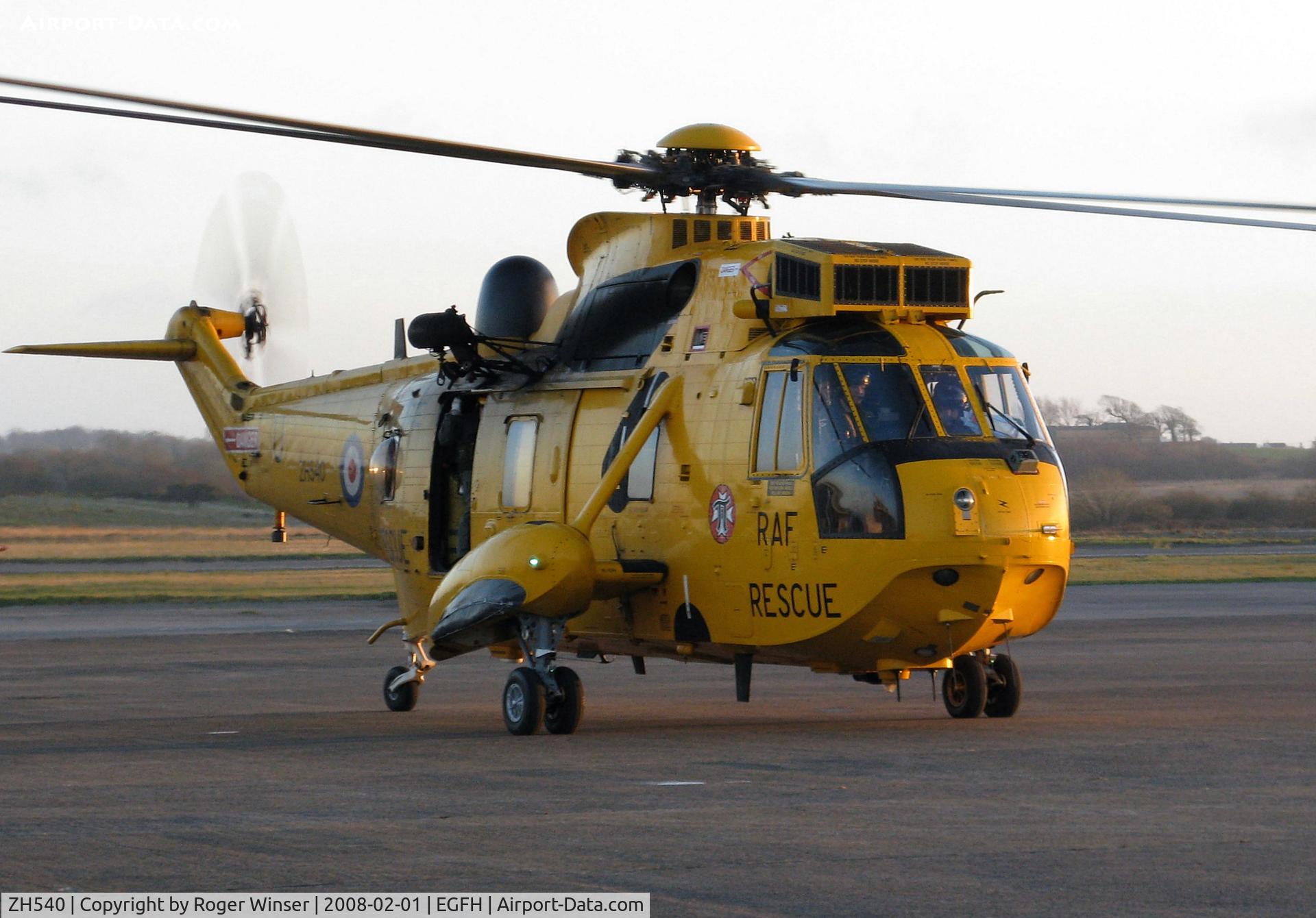 ZH540, Westland Sea King HAR.3A C/N WA1006, 22 Squadron RAF Westland Sea King coded U arriving at the airport.