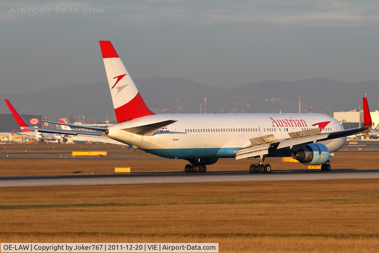 OE-LAW, 1992 Boeing 767-3Z9/ER C/N 26417, Austrian Airlines