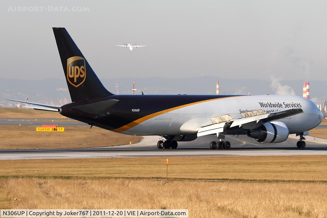 N306UP, 1996 Boeing 767-34AF C/N 27759, UPS