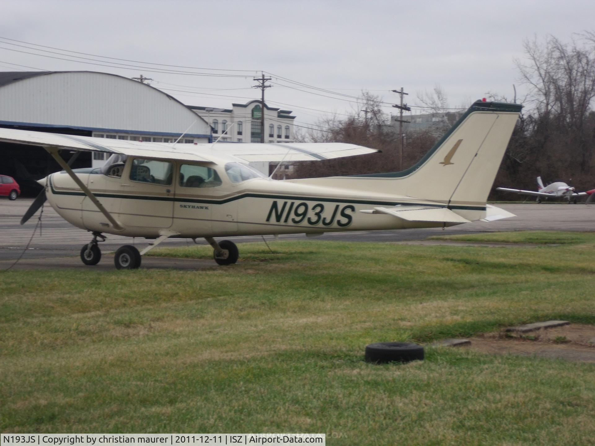 N193JS, 1975 Cessna 172M C/N 17265118, c172