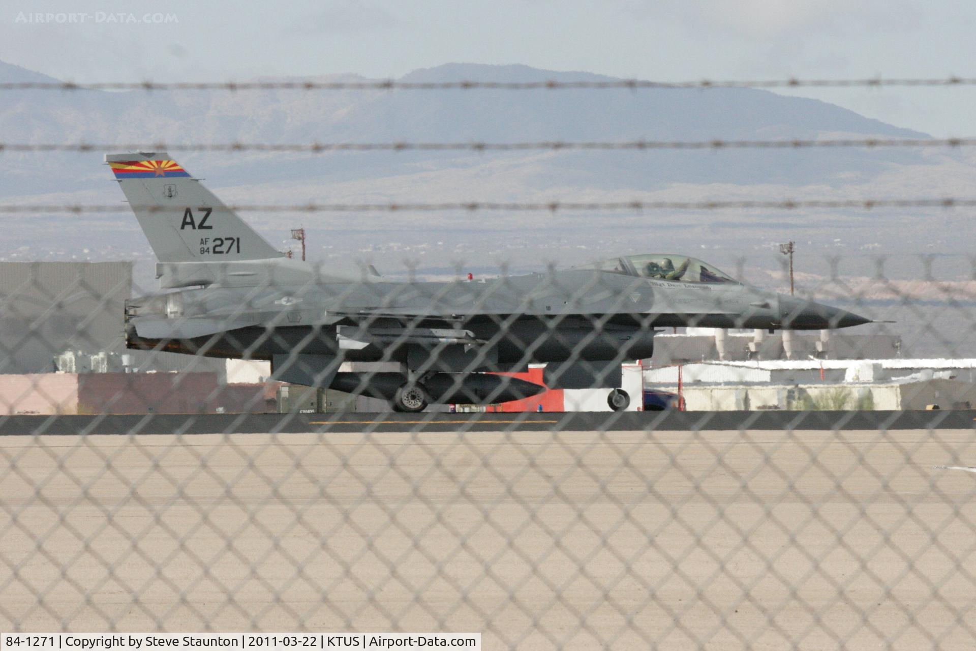 84-1271, 1984 General Dynamics F-16C Fighting Falcon C/N 5C-108, Taken at Tucson International Airport, in March 2011 whilst on an Aeroprint Aviation tour