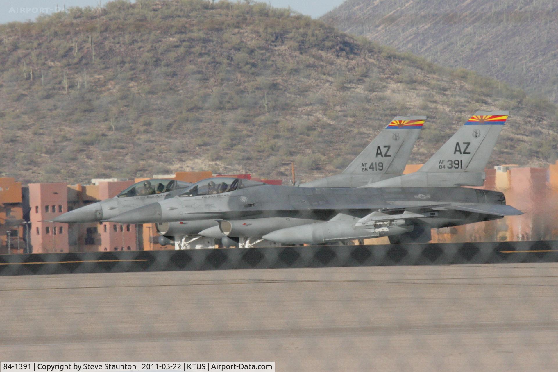 84-1391, 1984 General Dynamics F-16C Fighting Falcon C/N 5C-173, Taken at Tucson International Airport, in March 2011 whilst on an Aeroprint Aviation tour
