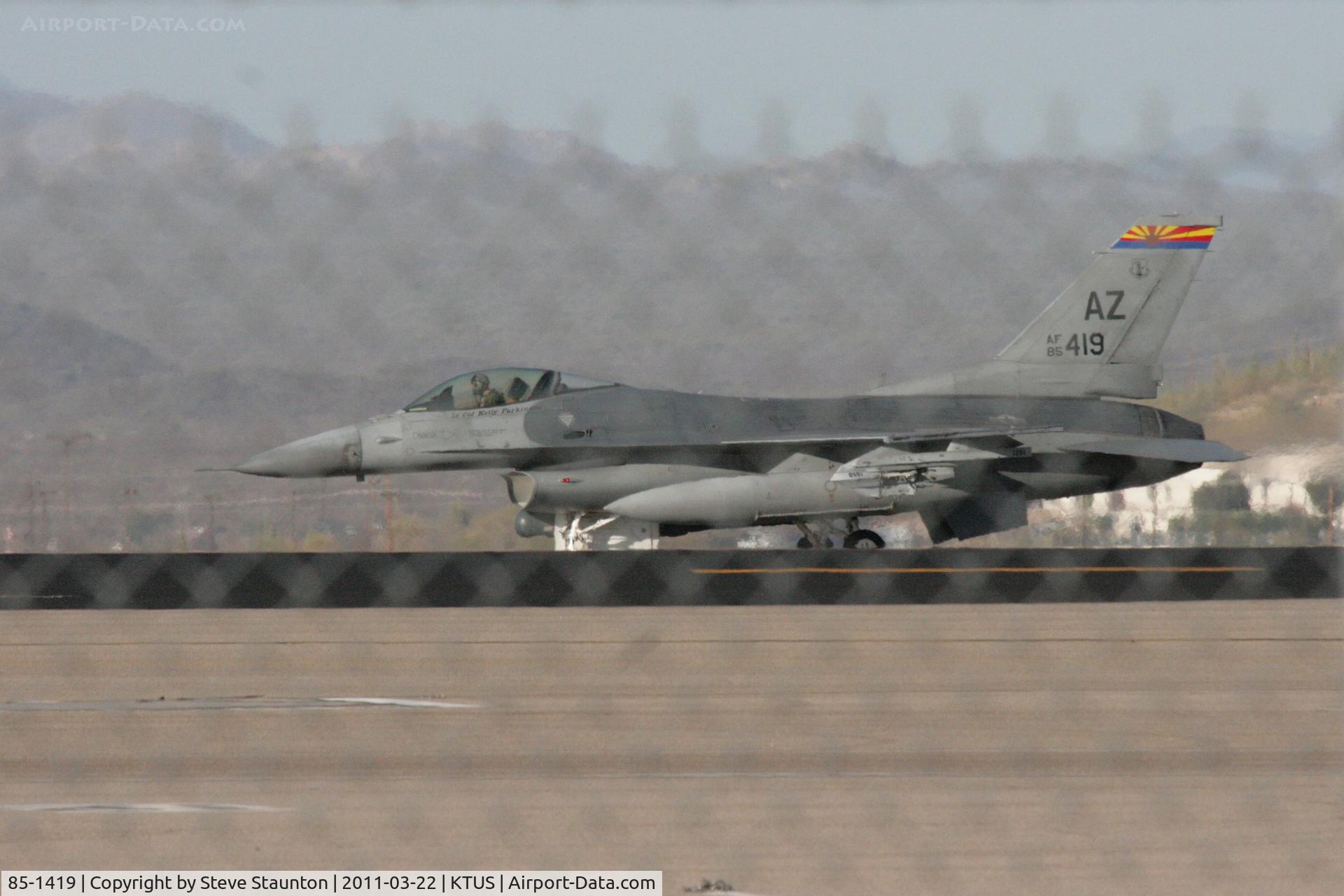 85-1419, 1985 General Dynamics F-16C C/N 5C-199, Taken at Tucson International Airport, in March 2011 whilst on an Aeroprint Aviation tour