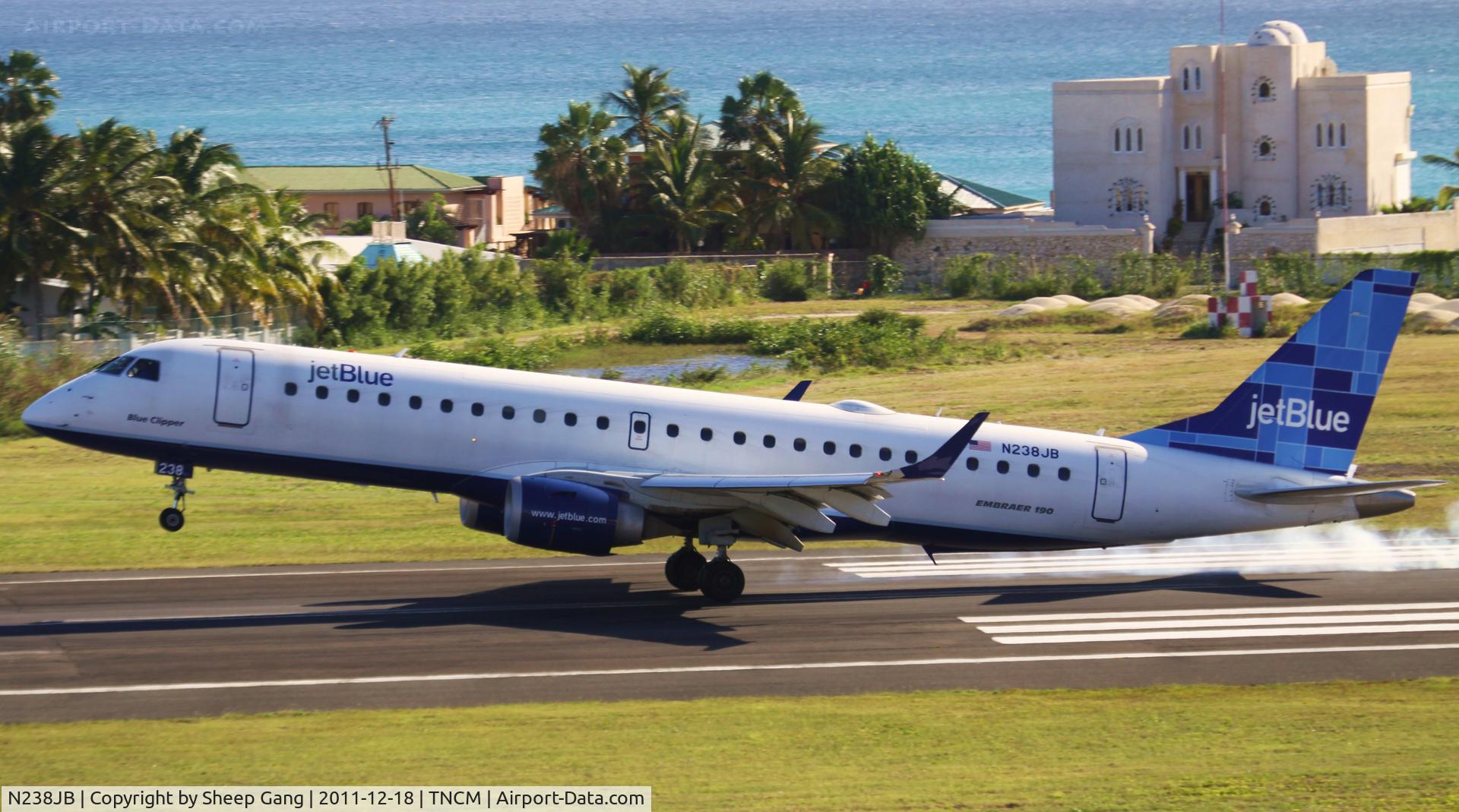 N238JB, 2006 Embraer 190AR (ERJ-190-100IGW) C/N 19000039, n238jb