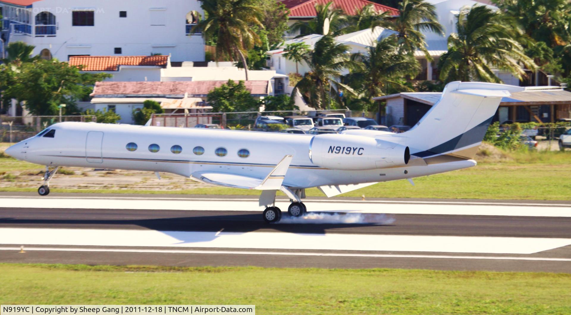 N919YC, Gulfstream Aerospace G-V C/N 682, N919YC
