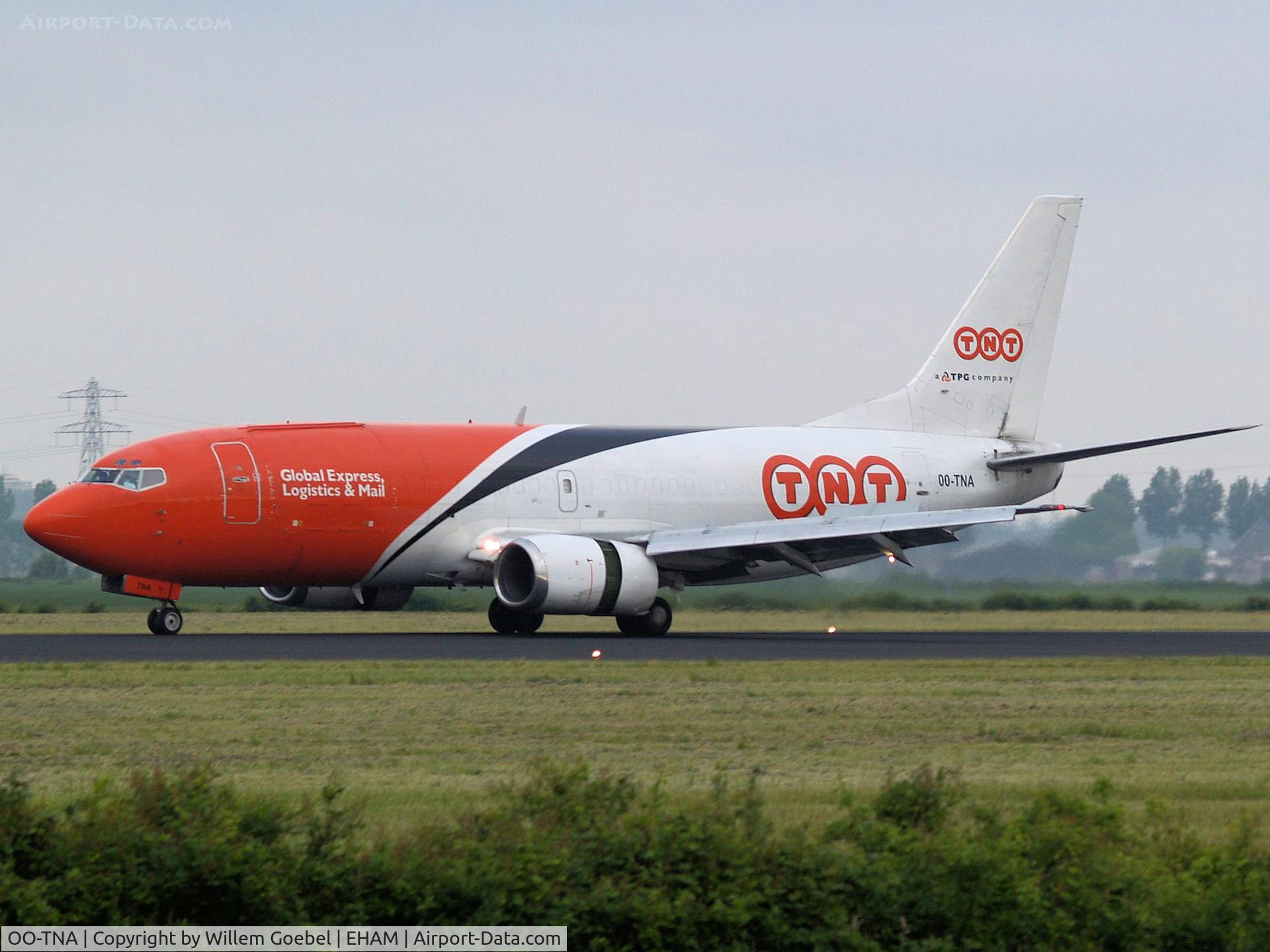 OO-TNA, 1986 Boeing 737-3T0F C/N 23569, Landing on runway R18 of Amsterdam Airport.