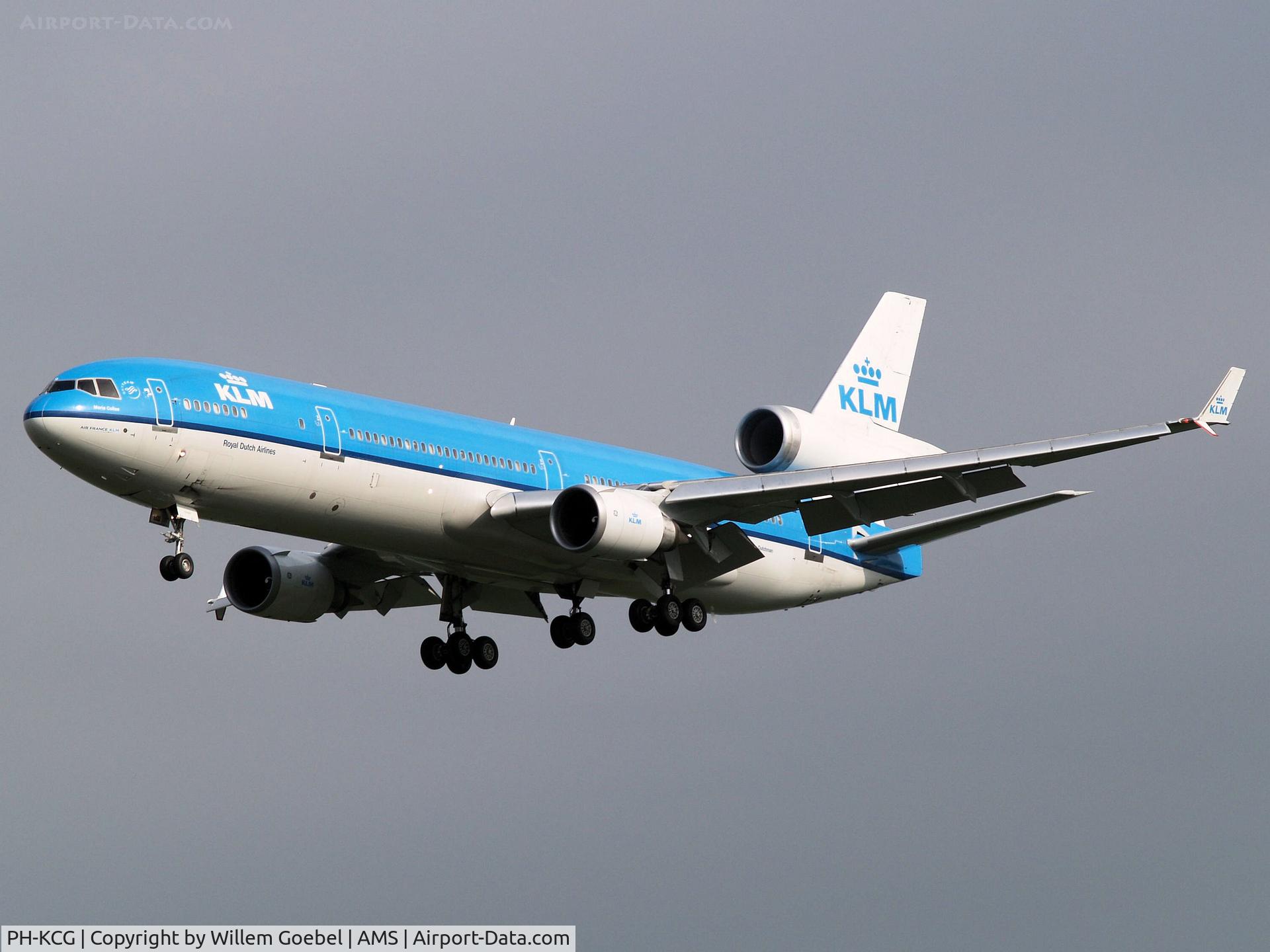 PH-KCG, 1995 McDonnell Douglas MD-11 C/N 48561, Landing on runway C18 of Amsterdam Airport.