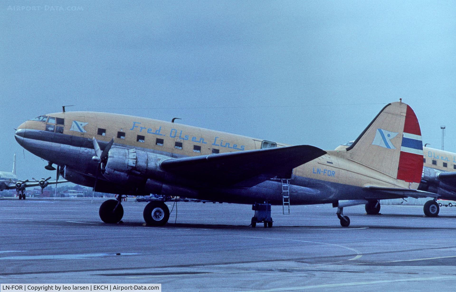 LN-FOR, 1944 Curtiss C-46R C/N 30252, Copenhagen Kastrup 10.12.67