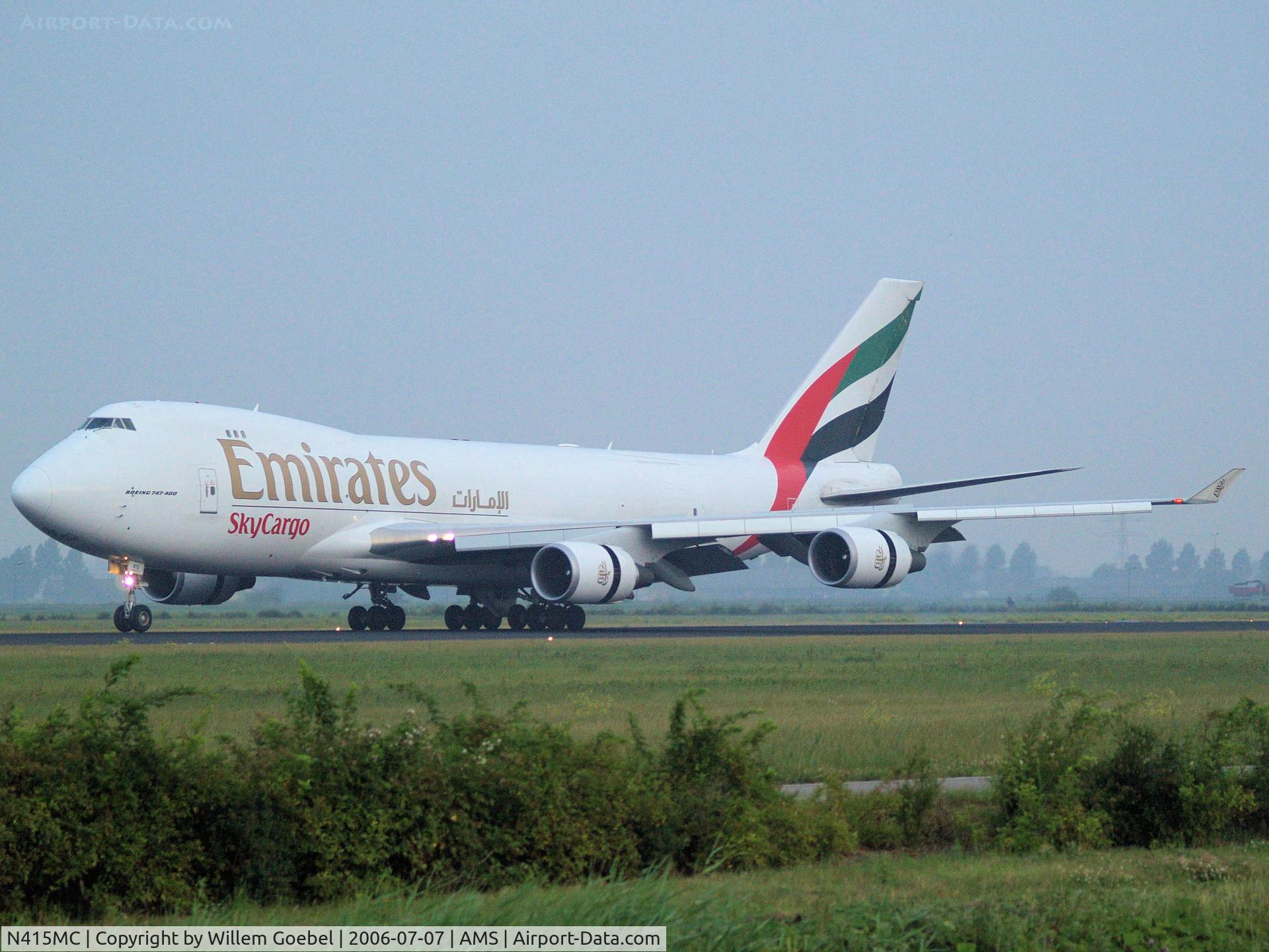 N415MC, 2002 Boeing 747-47UF C/N 32837, Landing on runway R18 of Amsterdam Airport