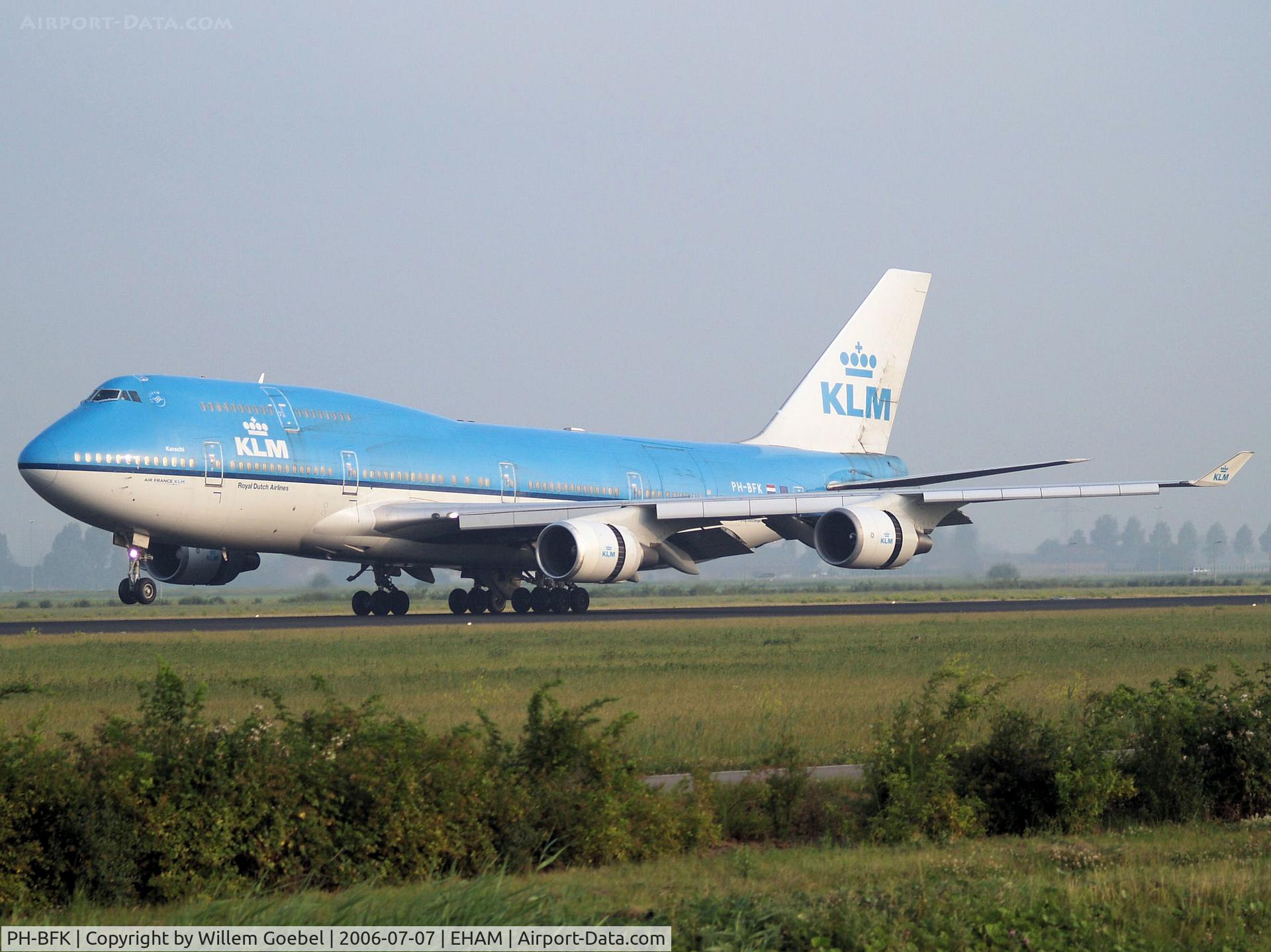 PH-BFK, 1991 Boeing 747-406BC C/N 25087, Landing on runway R18 of Amsterdam Airport