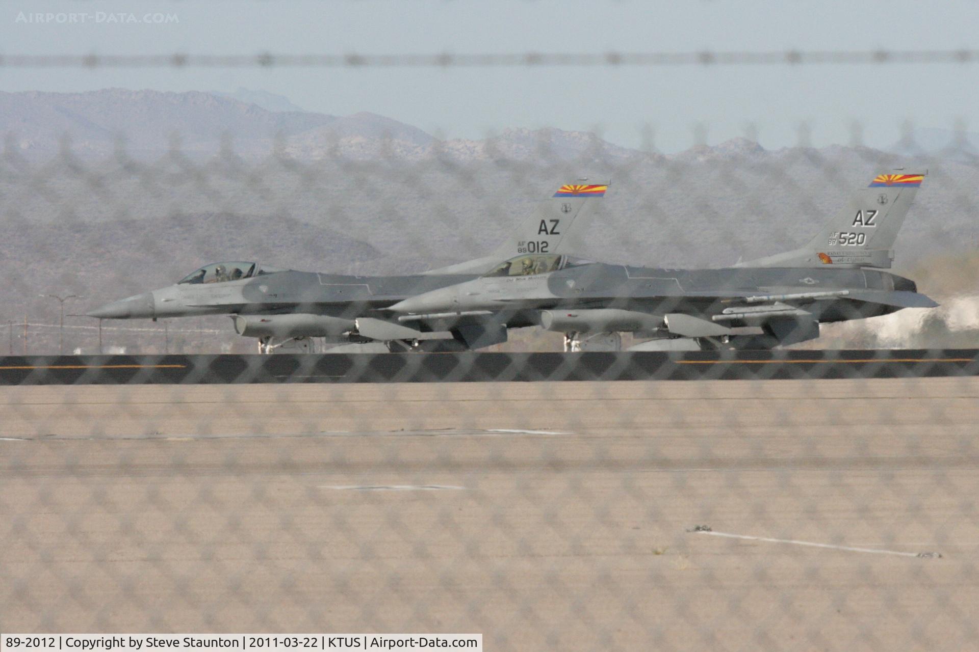 89-2012, 1989 General Dynamics F-16CM Fighting Falcon C/N 1C-165, Taken at Tucson International Airport, in March 2011 whilst on an Aeroprint Aviation tour