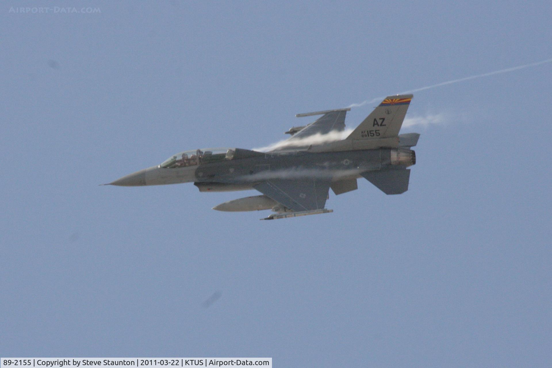 89-2155, General Dynamics F-16D Fighting Falcon C/N 1D-030, Taken at Tucson International Airport, in March 2011 whilst on an Aeroprint Aviation tour