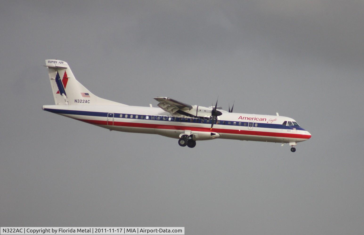 N322AC, 1992 ATR 72-212 C/N 320, American Eagle ATR 72 landing 8L