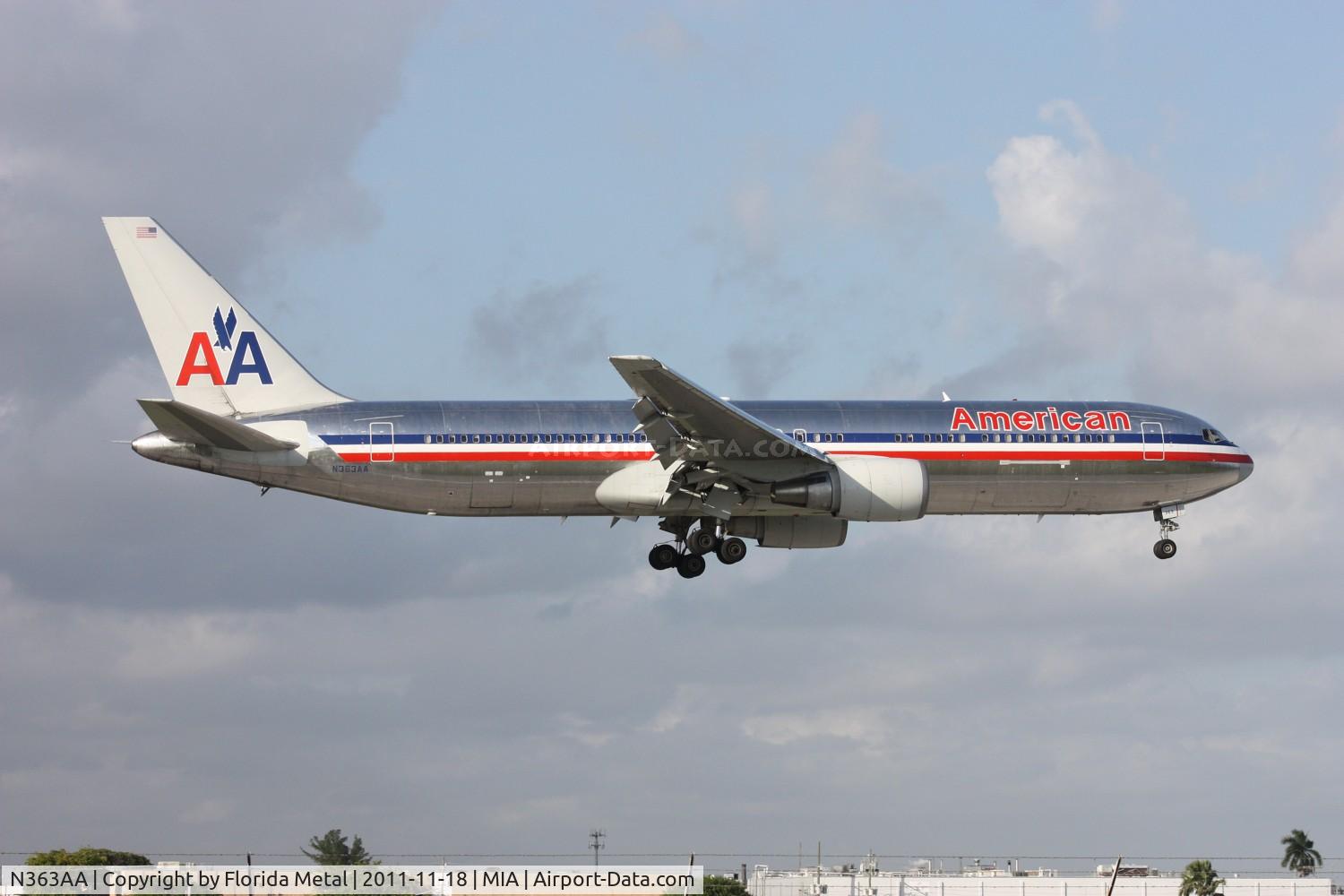 N363AA, 1988 Boeing 767-323 C/N 24044, American 767