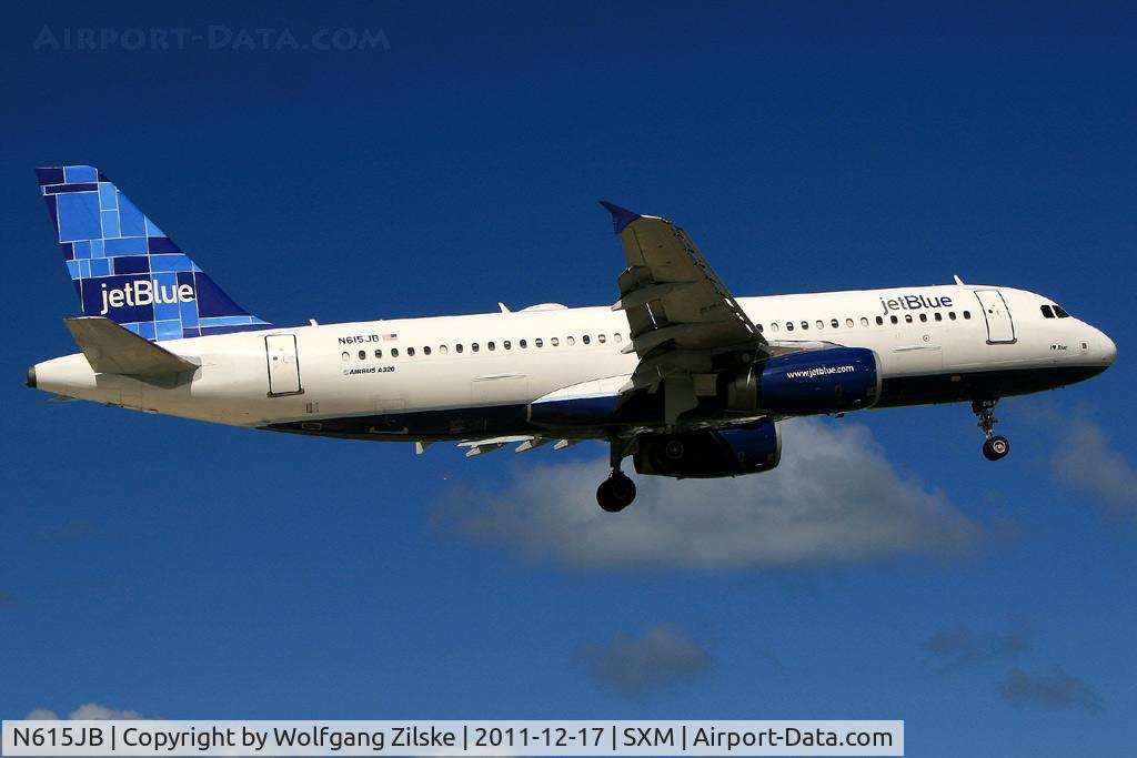 N615JB, 2005 Airbus A320-232 C/N 2461, visitor
