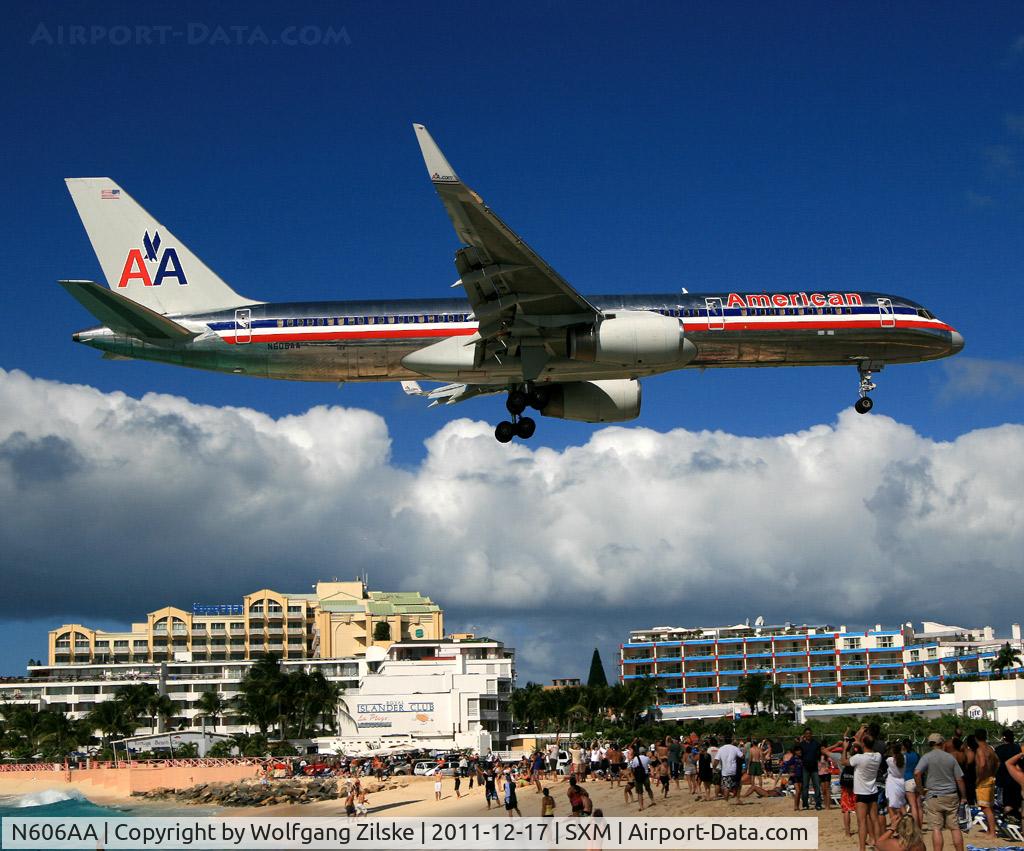N606AA, 1996 Boeing 757-223 C/N 27057, visitor