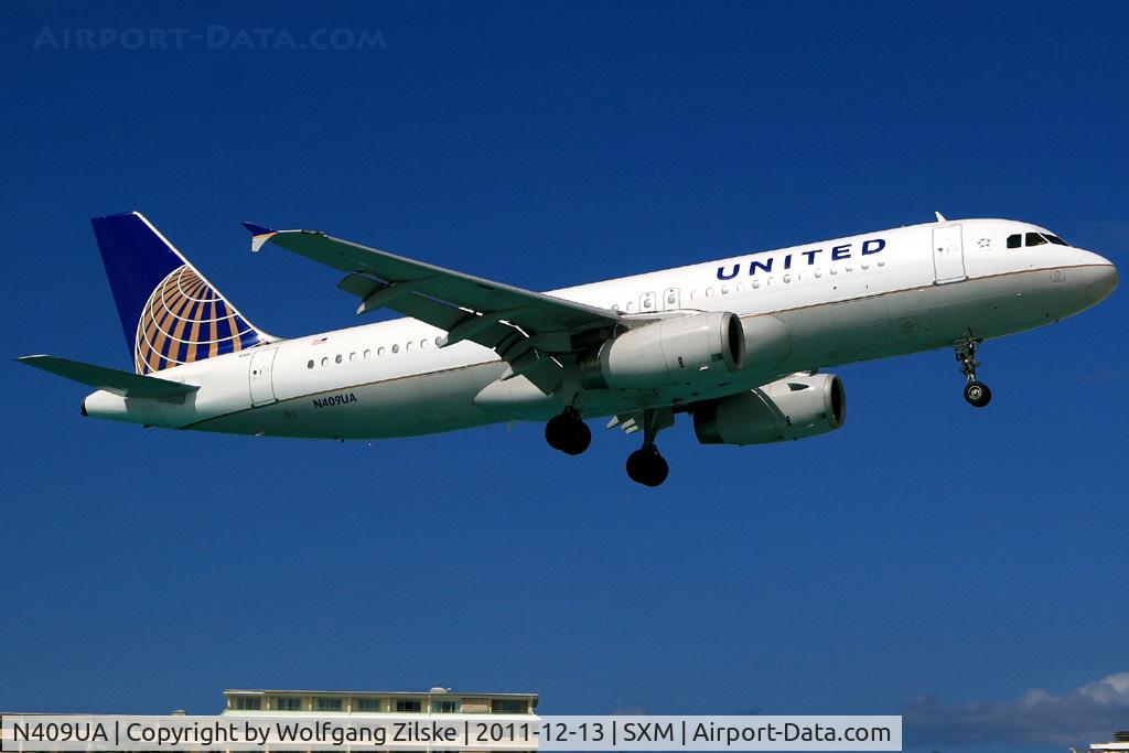 N409UA, 1994 Airbus A320-232 C/N 462, visitor