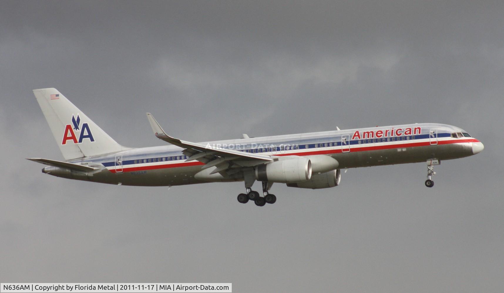 N636AM, 1991 Boeing 757-223 C/N 24594, American 757 landing 8L