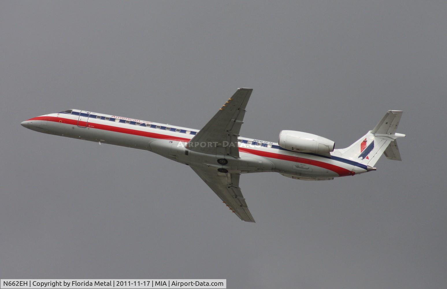 N662EH, 2004 Embraer ERJ-145LR (EMB-145LR) C/N 145777, Eagle E145 departing Runway 26L