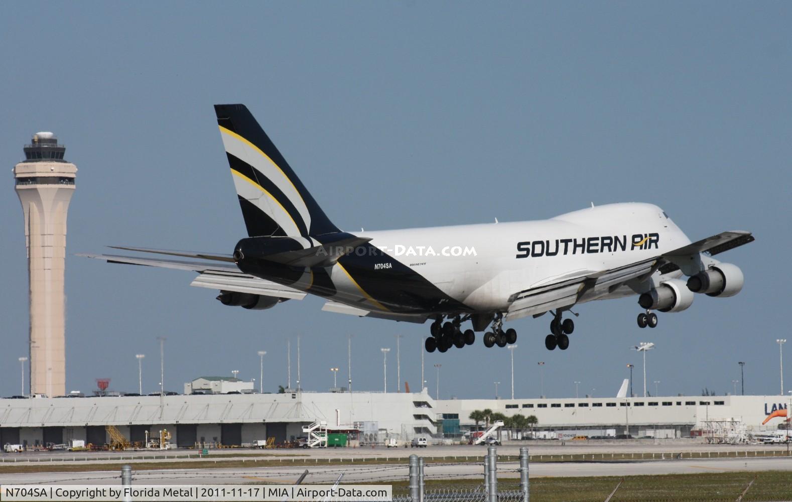 N704SA, 1988 Boeing 747-2B5F C/N 24195, Southern Air Cargo 747