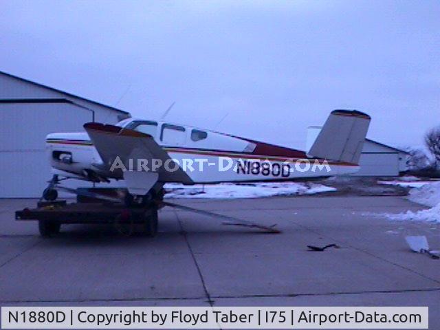 N1880D, 1952 Beech C35 Bonanza C/N D-3151, Leaving I75