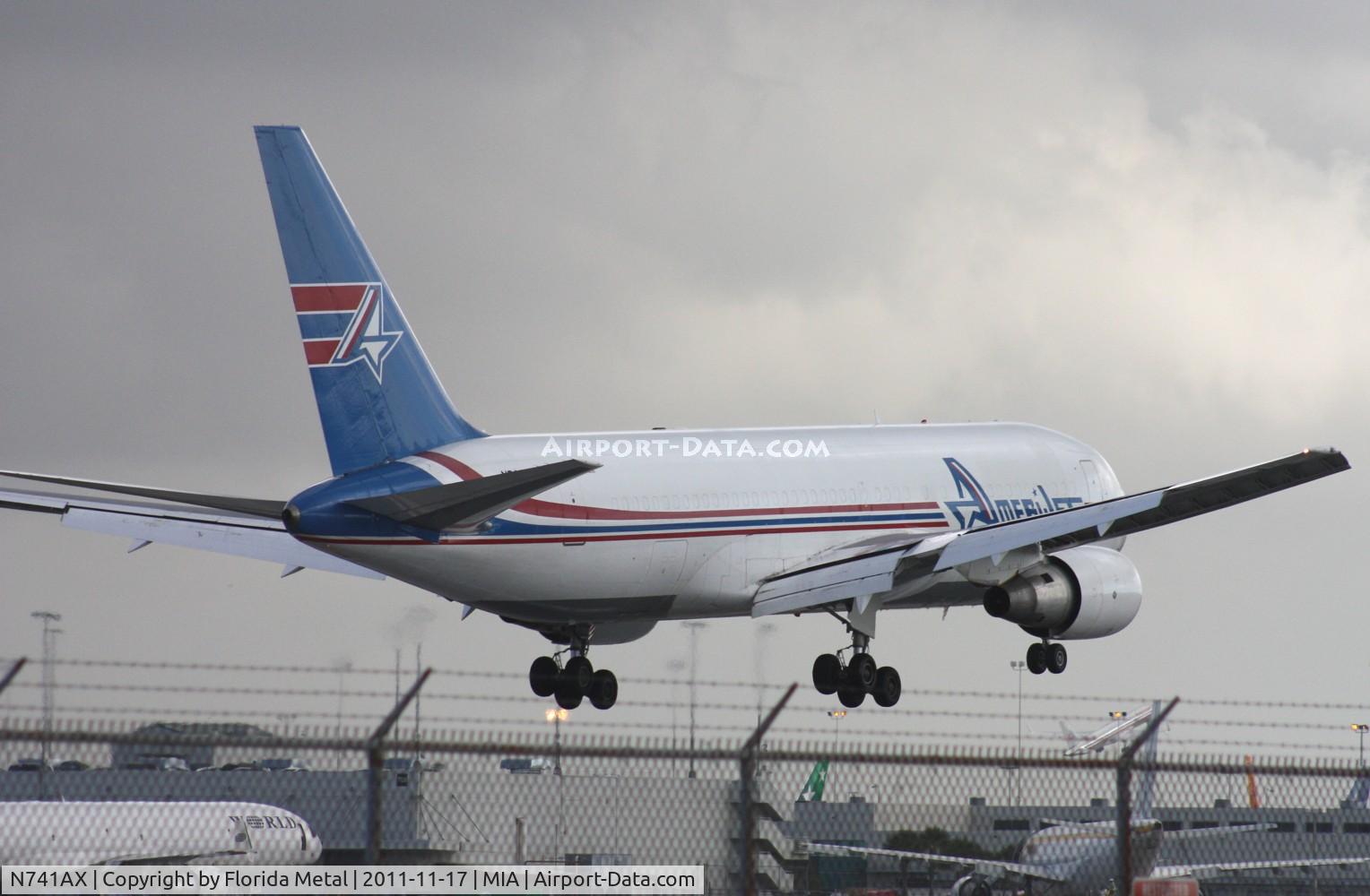 N741AX, 1982 Boeing 767-232 C/N 22215, Amerijet 767 landing Runway 9
