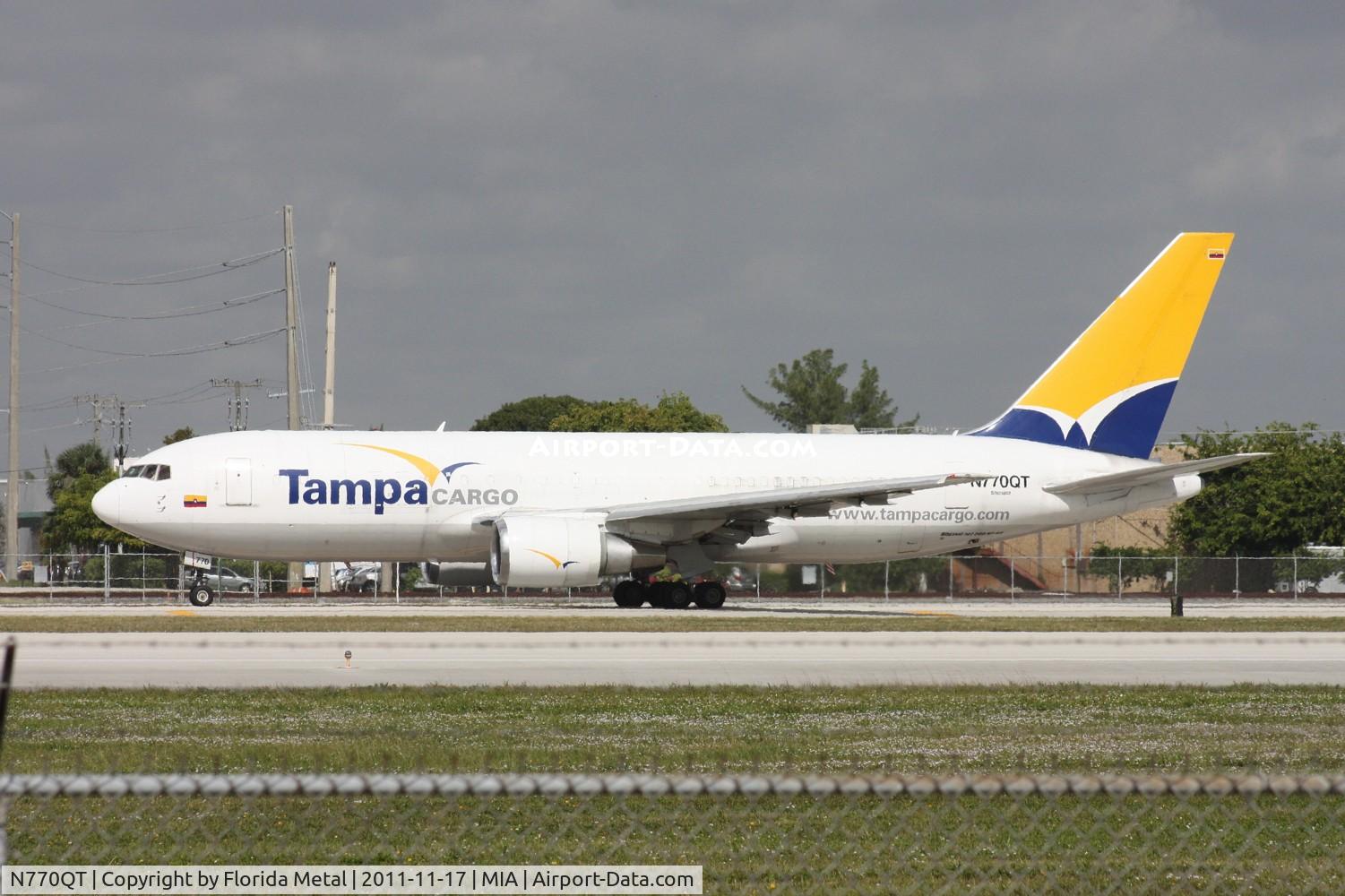 N770QT, 1987 Boeing 767-241 C/N 23802, Tampa Colombia taxiing by El Dorado