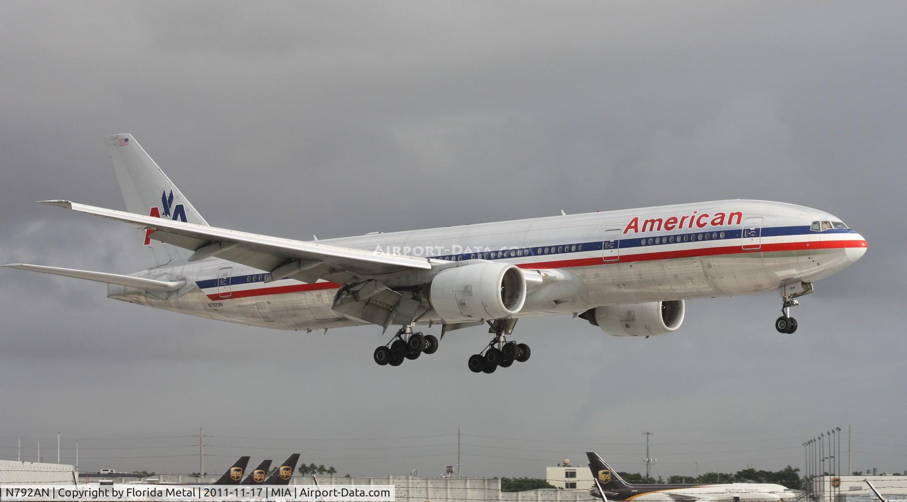 N792AN, 2000 Boeing 777-223 C/N 30253, American Triple 7 about to touch down Runway 12