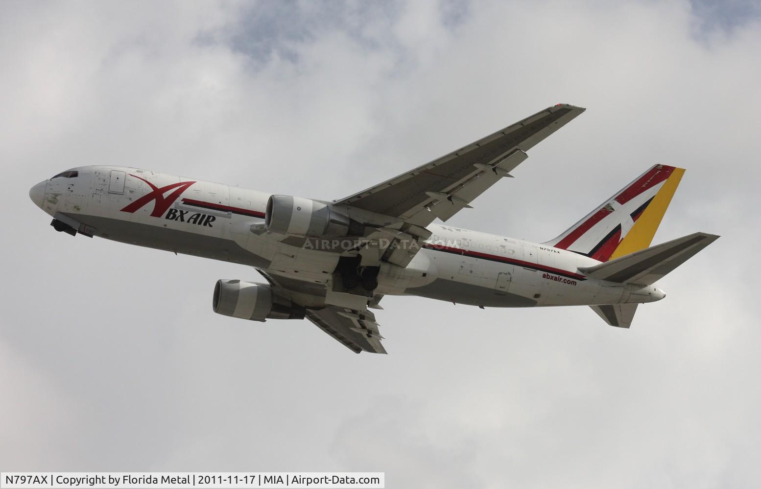 N797AX, 1985 Boeing 767-281 C/N 23147, I have a lot of pictures of this particular ABX bird with its peeling paint and DHL painted rudder