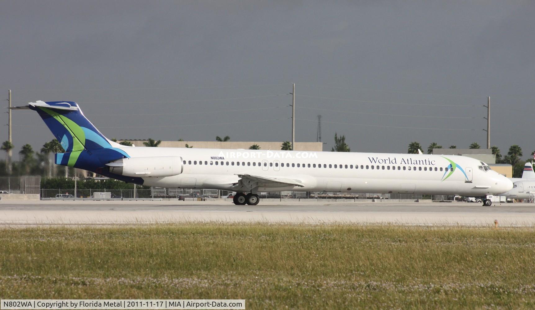N802WA, 1990 McDonnell Douglas MD-83 (DC-9-83) C/N 53052, World Atlantic departing on 8R