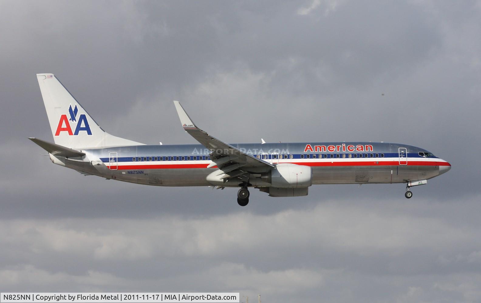 N825NN, 2010 Boeing 737-823 C/N 31087, And the American 737s continue to come in at MIA