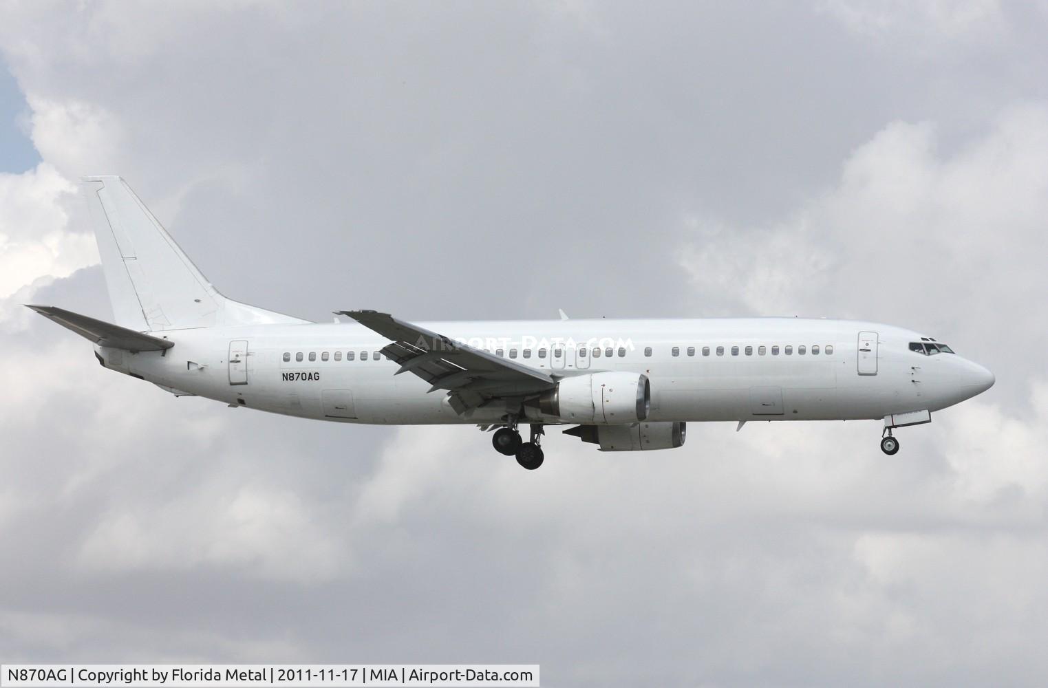 N870AG, 1988 Boeing 737-4Y0 C/N 23870, Sky King 737 arriving from Havana