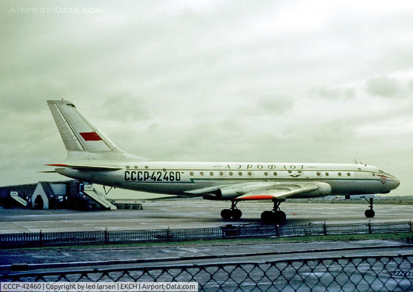 CCCP-42460, 1960 Tupolev Tu-104A C/N 06601902, Copenhagen Kastrup 28.10.67