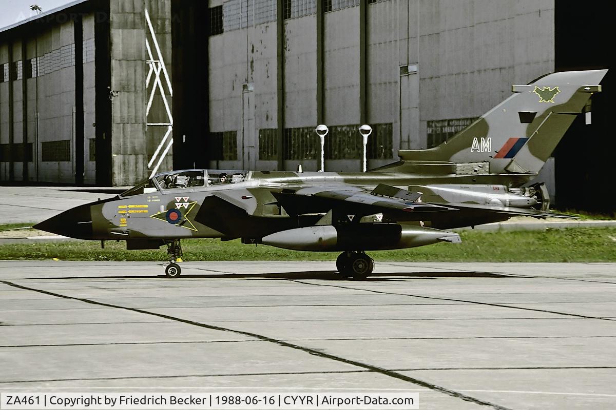 ZA461, 1983 Panavia Tornado GR.1 C/N BS091/269/3127, taxying back to the flightline