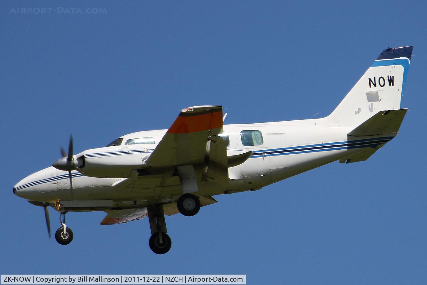 ZK-NOW, 1979 Piper PA-31-325 Navajo C/R C/N 31-7912032, finals to 02