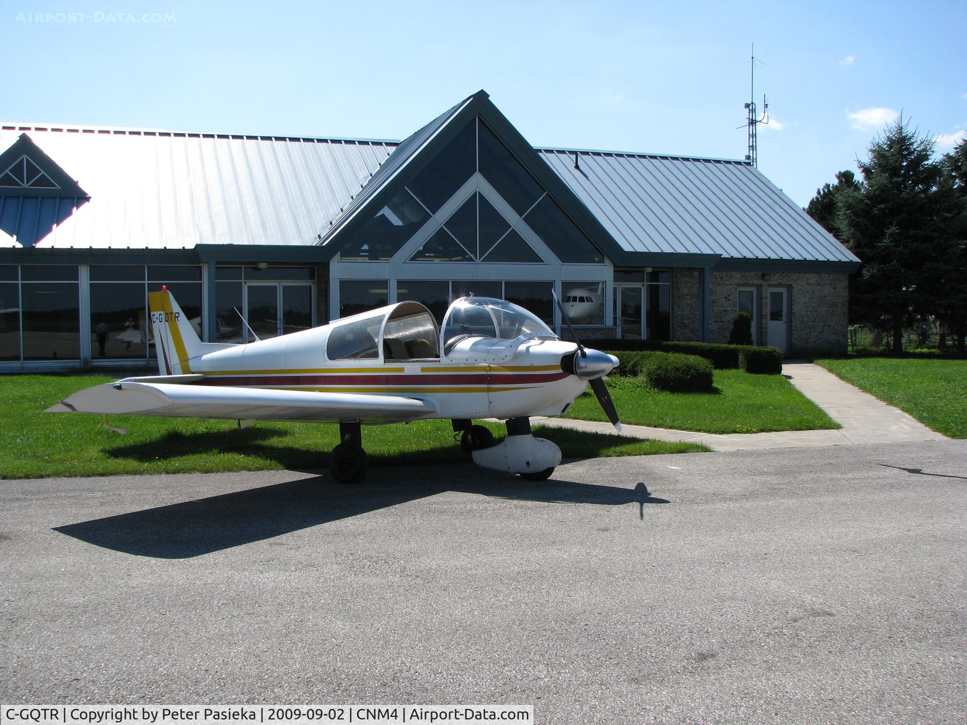 C-GQTR, 1977 Zenair CH-300 Tri-Z C/N 129, @ Stratford Airport, Ontario Canada