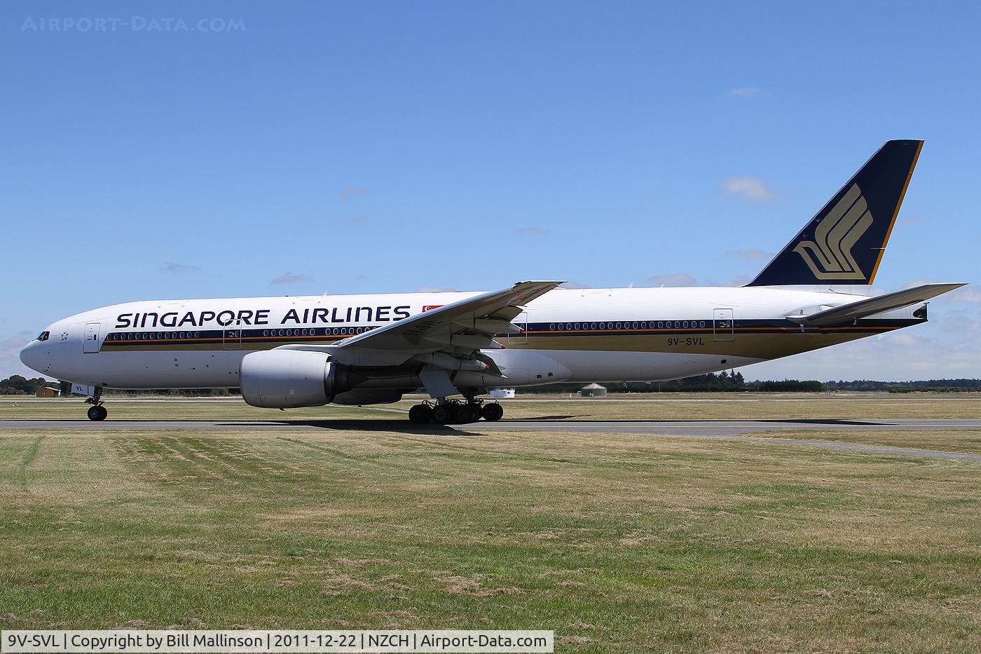 9V-SVL, 2002 Boeing 777-212/ER C/N 32336, taxi to hold Alpha 7.  SQ298 CHC-SIN