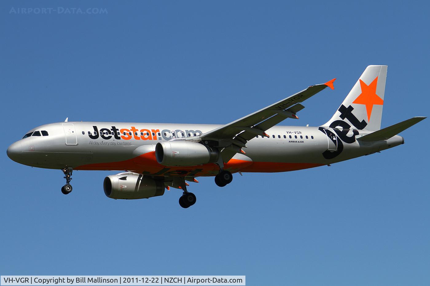 VH-VGR, 2010 Airbus A320-232 C/N 4257, FINALS TO 02