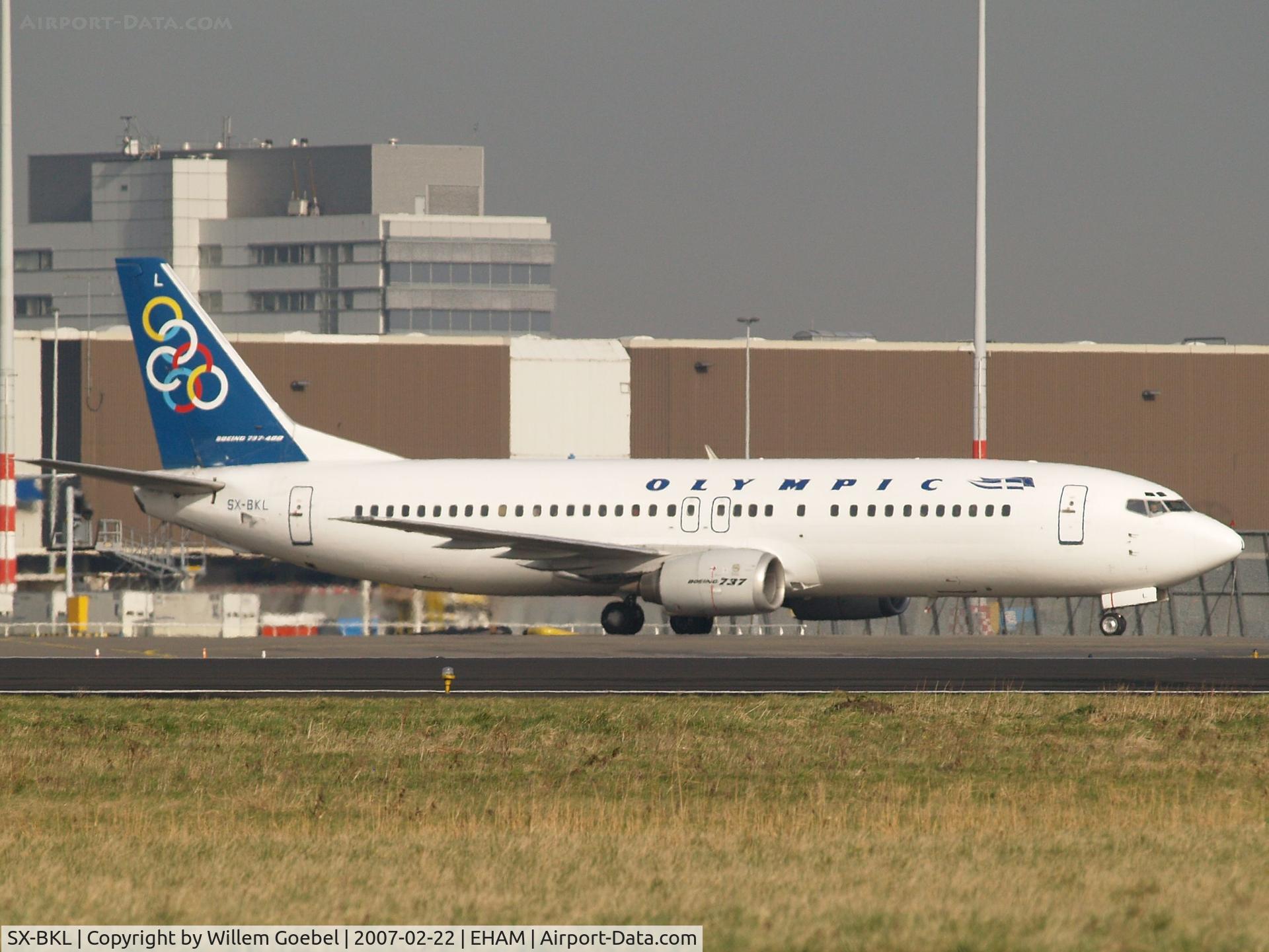 SX-BKL, 1990 Boeing 737-4Y0 C/N 24915/2055, Taxi to the gate