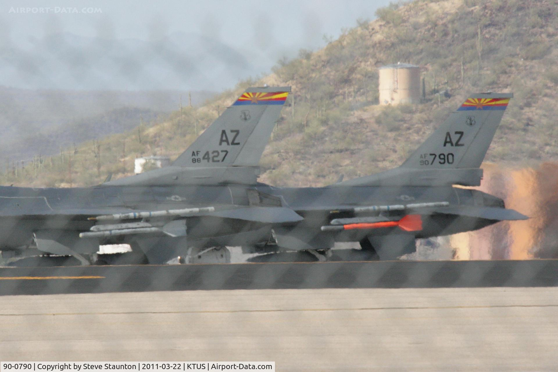 90-0790, General Dynamics F-16D Fighting Falcon C/N 1D-068, Taken at Tucson International Airport, in March 2011 whilst on an Aeroprint Aviation tour