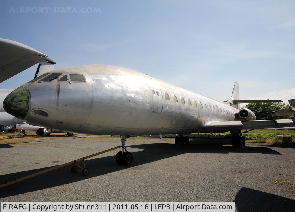 F-RAFG, 1963 Sud Aviation SE-210 Caravelle III C/N 141, Now in silver c/s (was in Republique Française c/s) and wings cutted due to corrosion... Still stored at Dugny