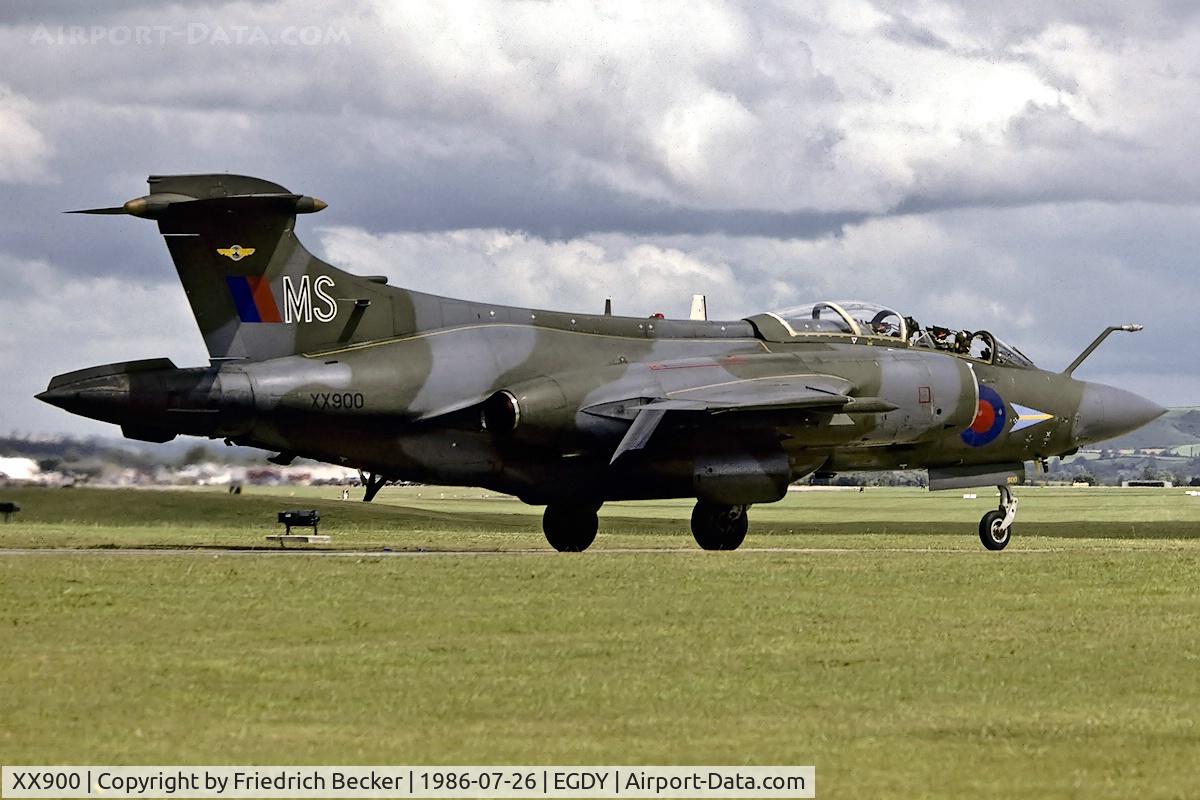 XX900, 1976 Hawker Siddeley Buccaneer S.2B C/N B3-05-75, taxying back to the flightline