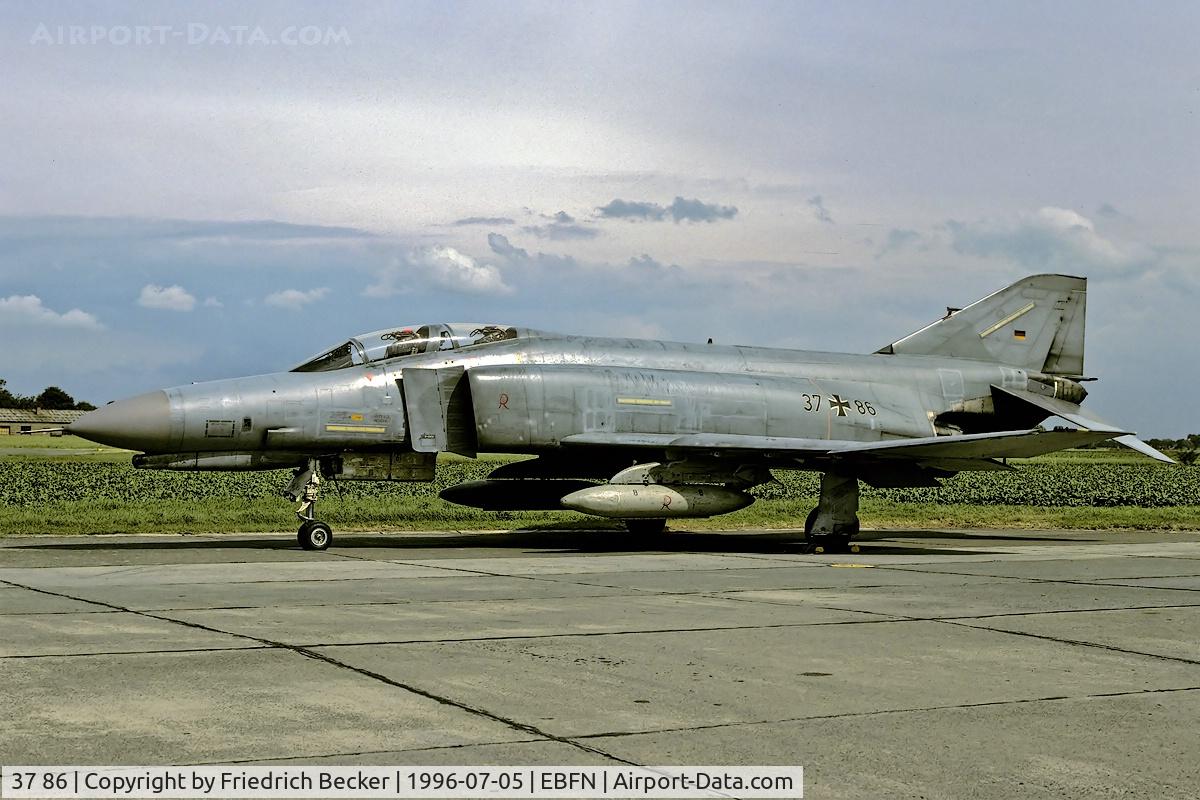 37 86, 1972 McDonnell Douglas F-4F Phantom II C/N 4563, static display