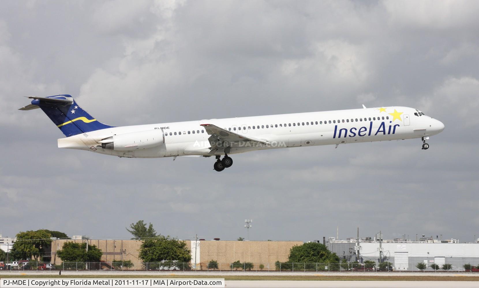 PJ-MDE, 1990 McDonnell Douglas MD-82 (DC-9-82) C/N 49971, Insel Air MD-82 landing by El Dorado